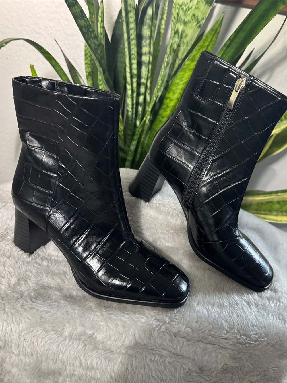Nordstrom Rack Normandy Black Croc Embossed Block Heel Ankle Boot - Women's 5M